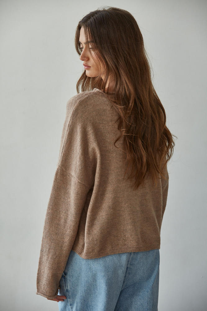 Rolled Neck Knit Pullover