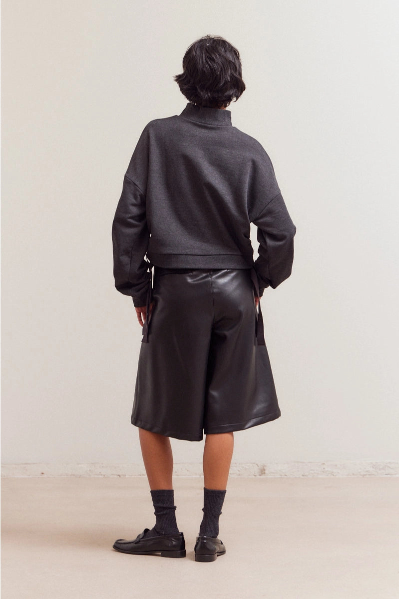 Side Scrunch Long Sleeve