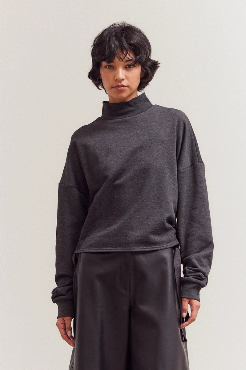 Side Scrunch Long Sleeve