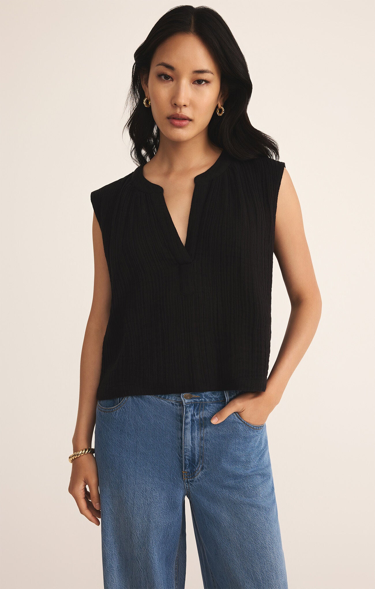 Cliffside V-Neck Airy Top